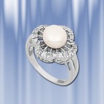 Ring aus 925er Silber mit Perle