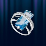 Ring mit Blautopas aus Silber 