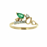 Goldener Ring mit Smaragd und Diamanten