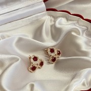 ������������ ������ "�����". �������� � �������